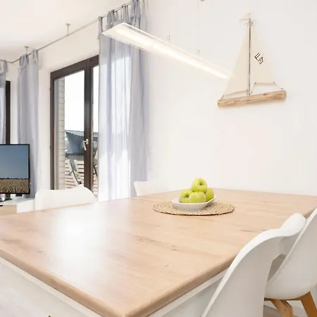 Haus Humml Holiday home Groemitz